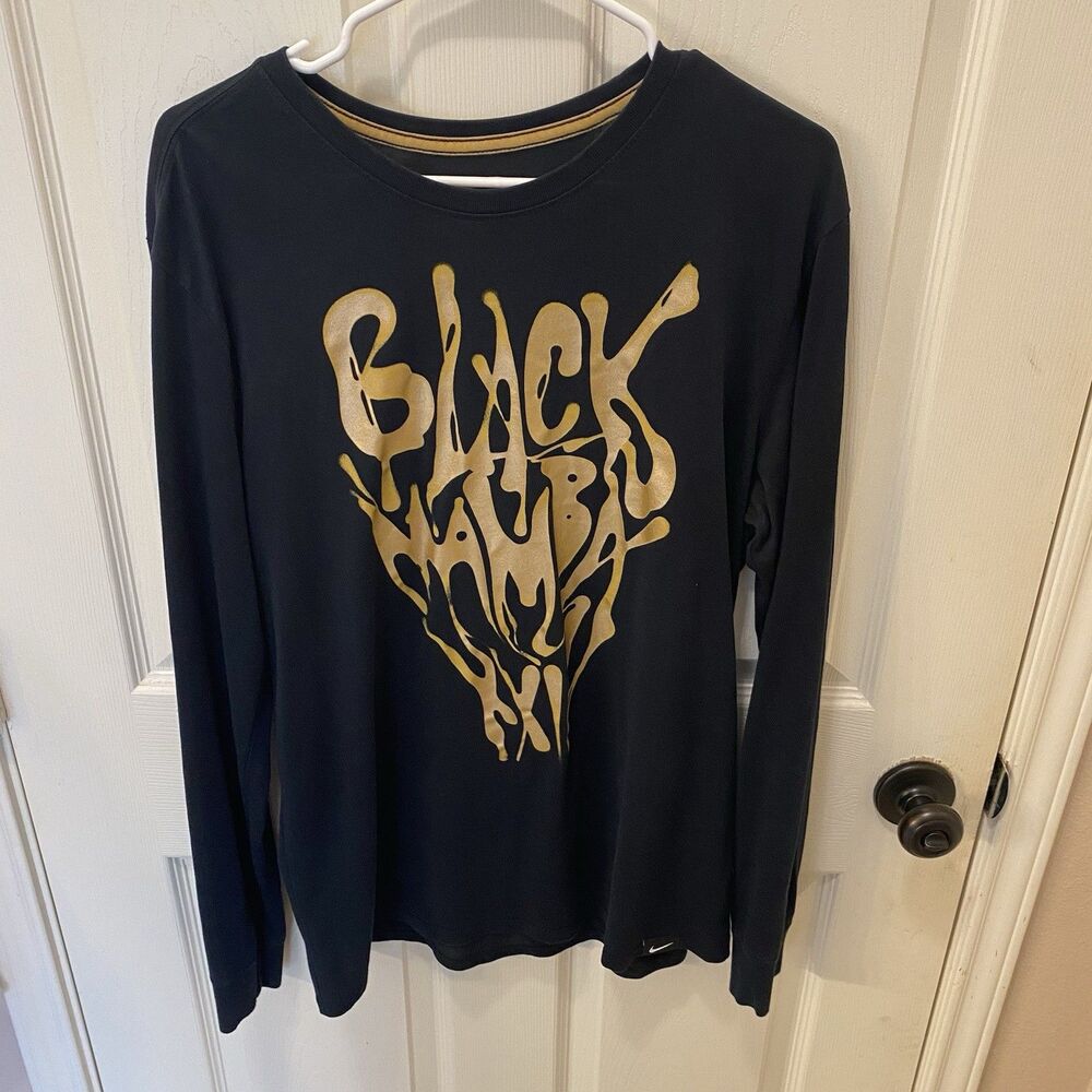 Nike - Kobe Bryant Black Mamba Long Sleeve Double Sided Graphic T Shirt - Large
